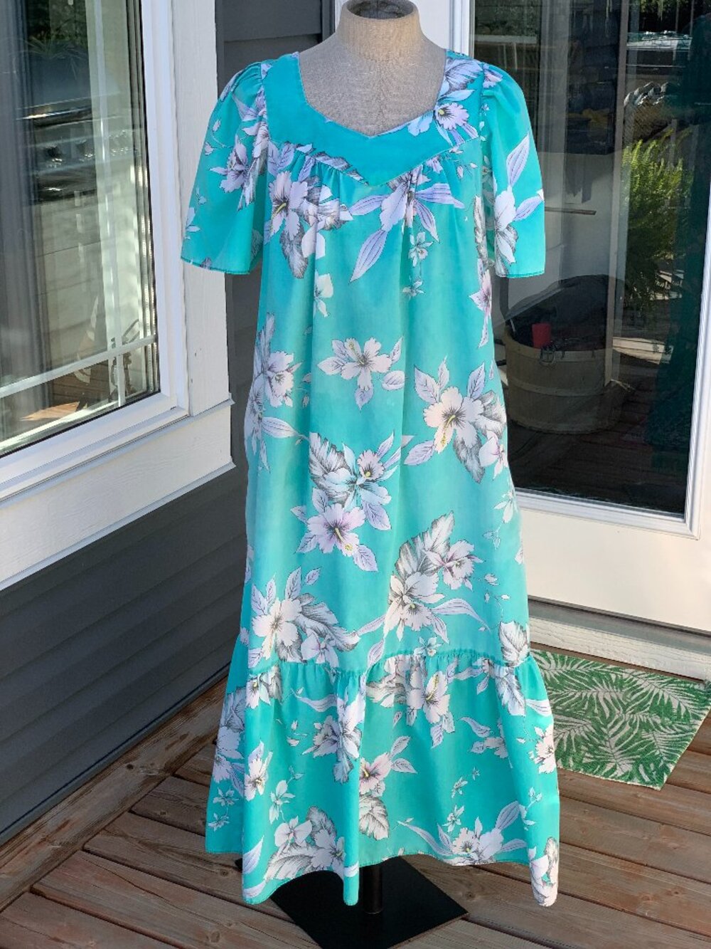 Vintage Hawaiian House Dress Muumuu M Blue Tropical Floral Lounge Maxi Moo Moo